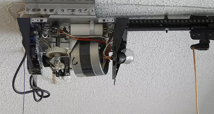Emergency Garage Door Opener Repair in Egypt Lake-Leto, FL