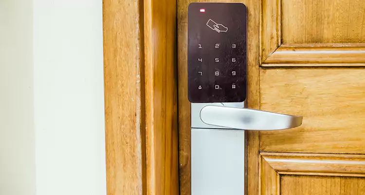 Keyless Hotel Door Locks Repair in Egypt Lake-Leto, FL