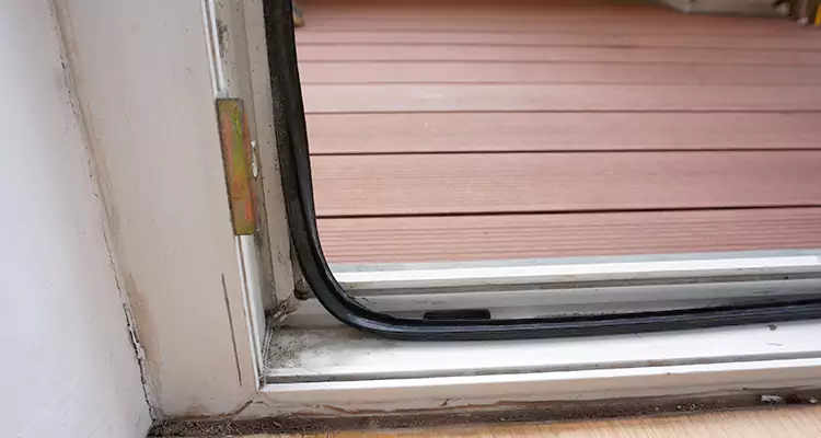 Repair Patio Doors Leaking at Bottom in Egypt Lake-Leto, FL