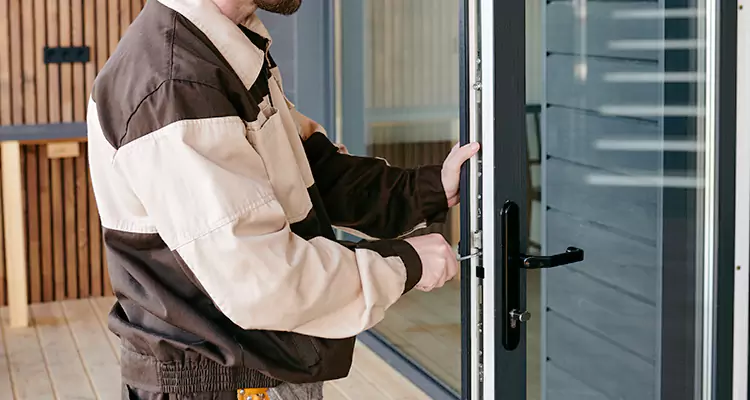 Top Rated Patio Door Lock RepairPatio Door Locking Mechanism Broken Repair in Egypt Lake-Leto, FL